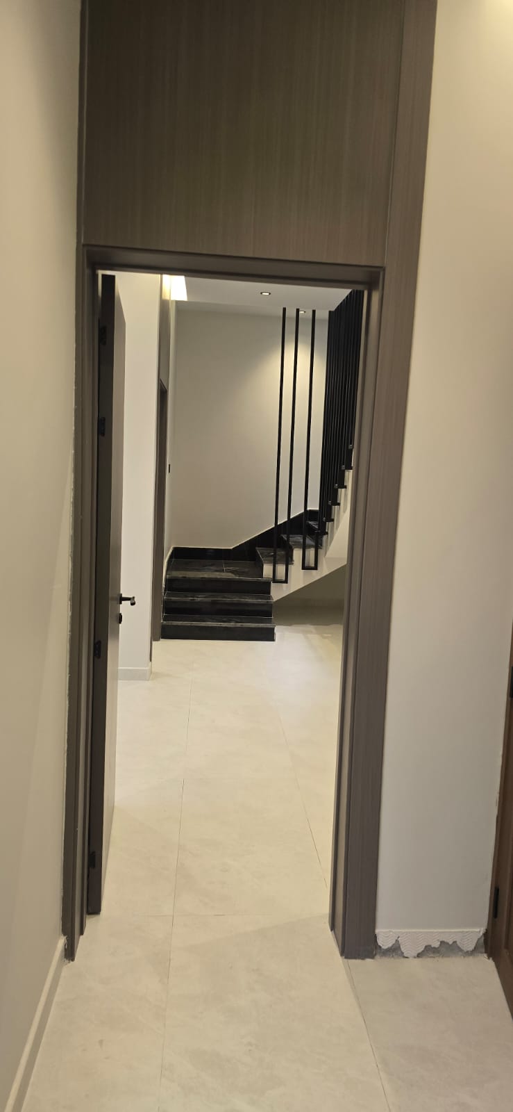 🏠 **For Rent: Two Apartments in a Duplex System (Townhouse)** 